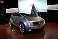 Cadillac Uban Luxury Concept anteriore vettura